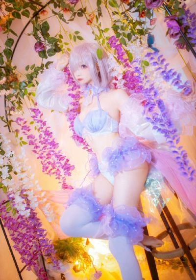 美丽女邻居交换4_超清电视剧在线观看