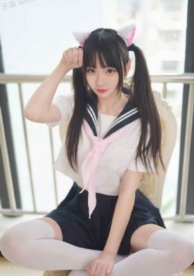蔡卓妍雏菊_高清免费在线播放