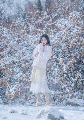 纳粹女子裸体监狱_蓝光在线播放